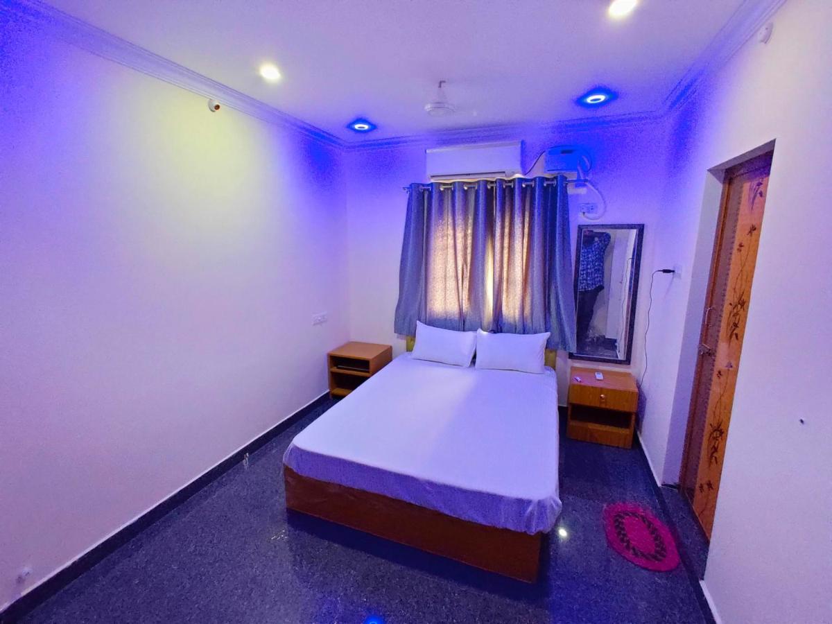 S3 Beach House Pondicherry Eksteriør bilde